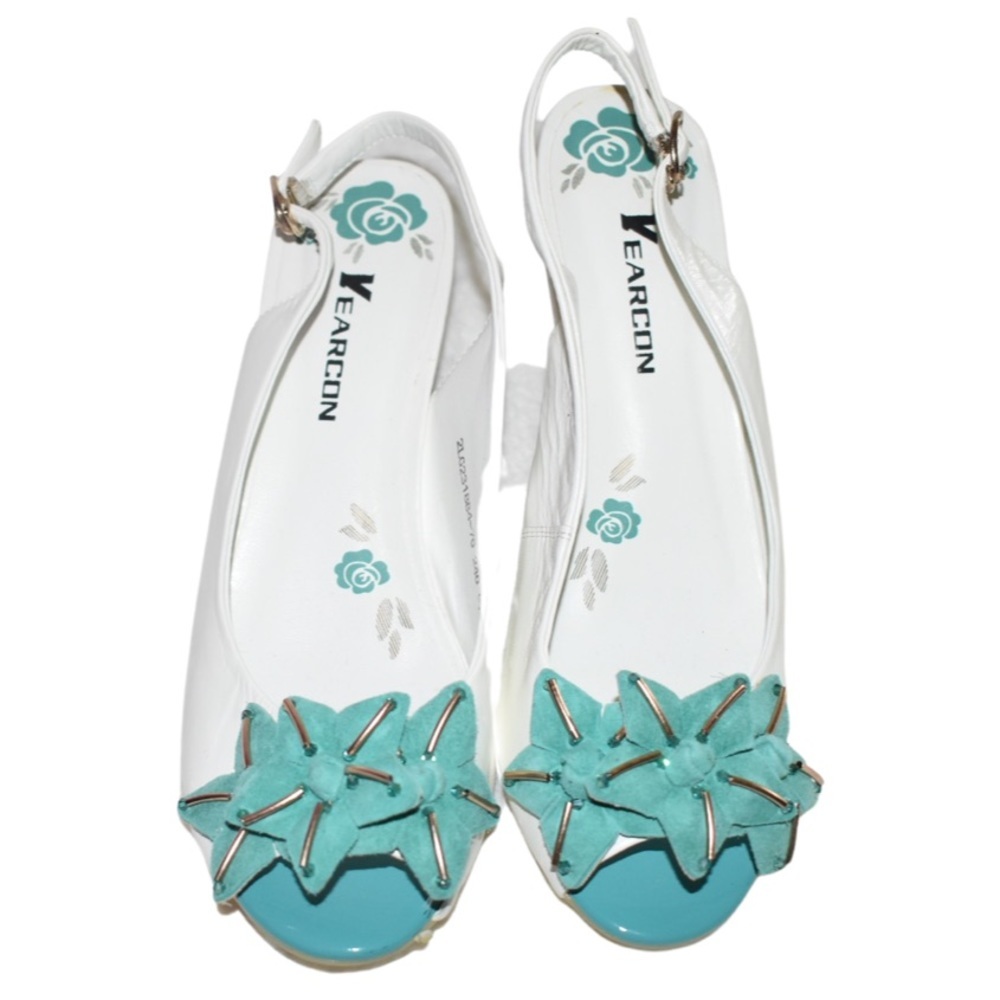 Yearcon Super Cute White Turquoise Heels Women’s Size 7.5 US